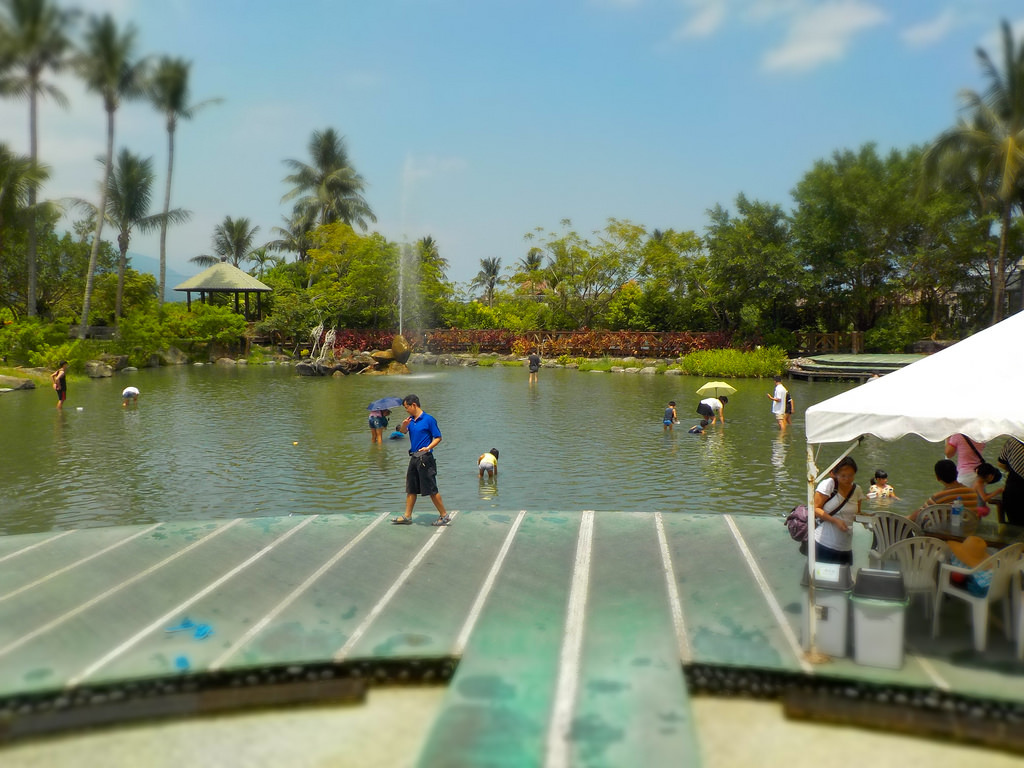 【中肯‧開箱】NIKON COOLPIX W100|小包子的第一台相機‧防水耐候防摔‧SnapBridge藍芽即時上傳‧上山下海精彩無極限! 【中肯‧開箱】NIKON COOLPIX W100|小包子的第一台相機‧防水耐候防摔‧SnapBridge藍芽即時上傳‧上山下海精彩無極限!