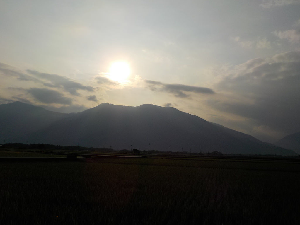 【中肯‧開箱】NIKON COOLPIX W100|小包子的第一台相機‧防水耐候防摔‧SnapBridge藍芽即時上傳‧上山下海精彩無極限! 【中肯‧開箱】NIKON COOLPIX W100|小包子的第一台相機‧防水耐候防摔‧SnapBridge藍芽即時上傳‧上山下海精彩無極限!