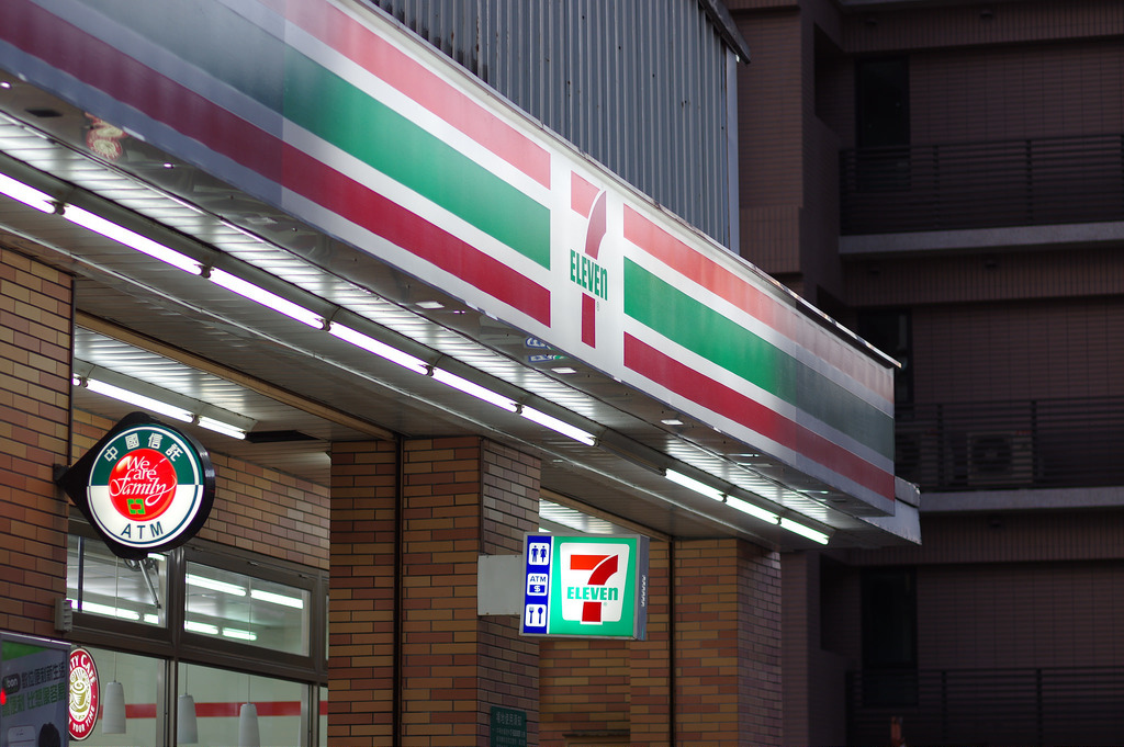 【開箱‧評測】PENTAX SMC FA 77mm F1.8 Limited|白銀傳說‧冷豔公主 【開箱‧評測】PENTAX SMC FA 77mm F1.8 Limited|白銀傳說‧冷豔公主