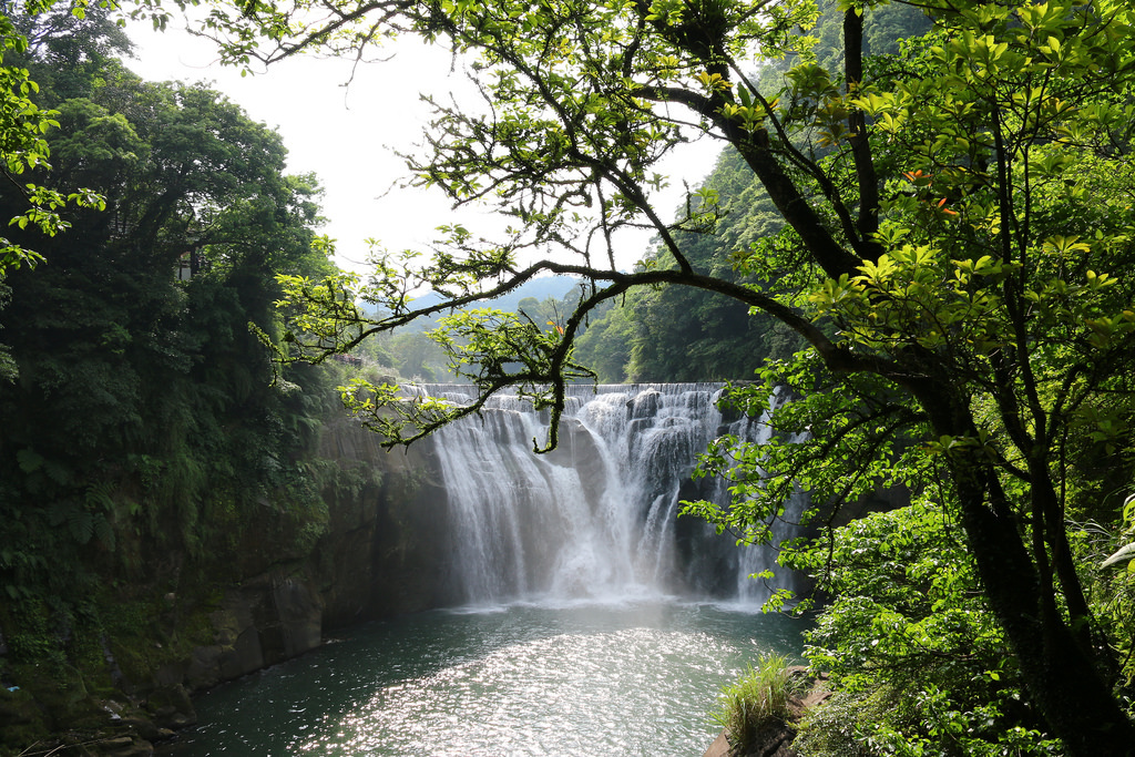 【中肯‧開箱】Canon EOS 70D‧七武器傍身の要你命三千! 【中肯‧開箱】Canon EOS 70D‧七武器傍身の要你命三千!