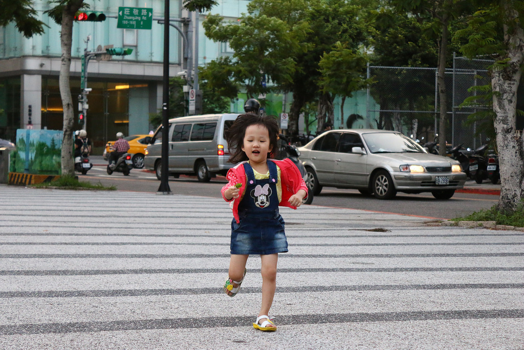 【中肯‧開箱】Canon EOS 70D‧七武器傍身の要你命三千! 【中肯‧開箱】Canon EOS 70D‧七武器傍身の要你命三千!