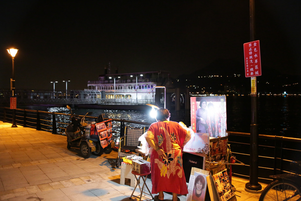 Tamron 28-300mm F3.5-6.3 Di VC PZD‧十倍界王拳超級天涯鏡(A010) Tamron 28-300mm F3.5-6.3 Di VC PZD‧十倍界王拳超級天涯鏡(A010)