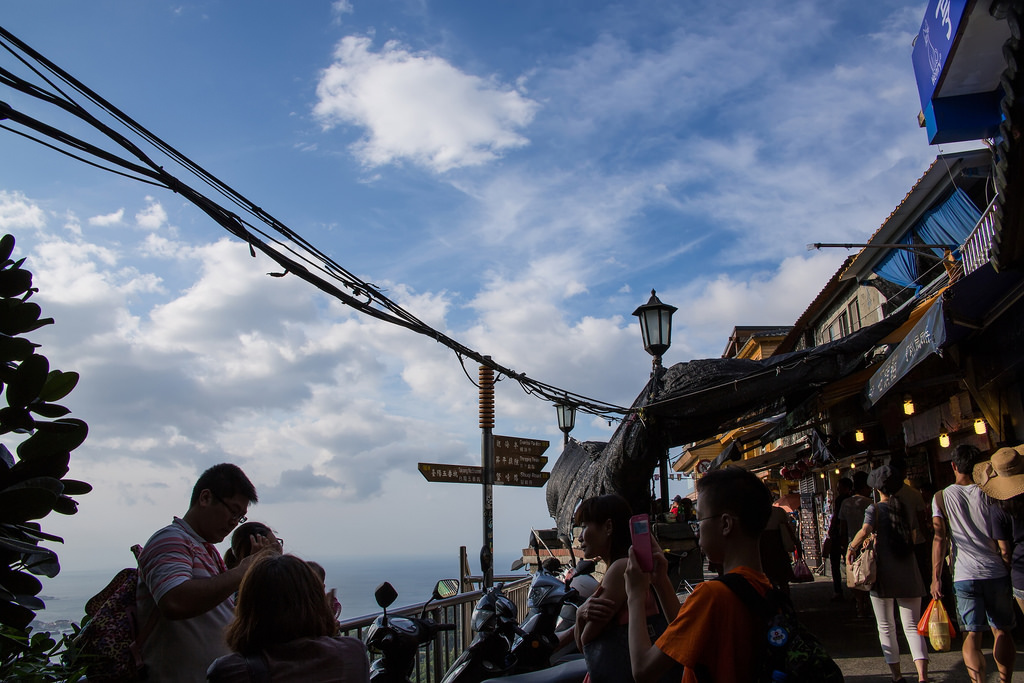 Tamron 28-300mm F3.5-6.3 Di VC PZD‧十倍界王拳超級天涯鏡(A010) Tamron 28-300mm F3.5-6.3 Di VC PZD‧十倍界王拳超級天涯鏡(A010)