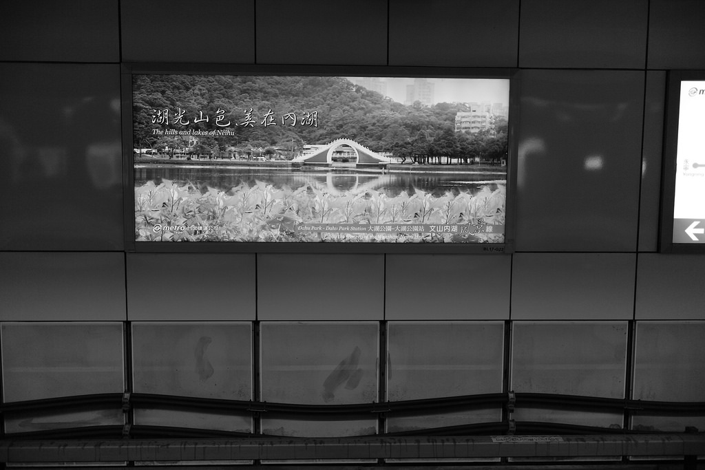 EOS M‧偽文青之東區黑白街拍 EOS M‧偽文青之東區黑白街拍
