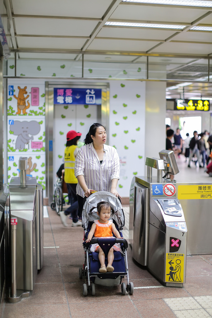 【中肯‧遊記】EF 50mm f/1.2L USM.台北東區啪啪走 【中肯‧遊記】EF 50mm f/1.2L USM.台北東區啪啪走
