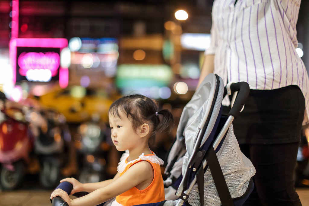 【中肯‧遊記】EF 50mm f/1.2L USM.台北東區啪啪走 【中肯‧遊記】EF 50mm f/1.2L USM.台北東區啪啪走