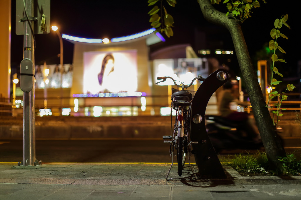 【中肯‧遊記】EF 50mm f/1.2L USM.台北東區啪啪走 【中肯‧遊記】EF 50mm f/1.2L USM.台北東區啪啪走