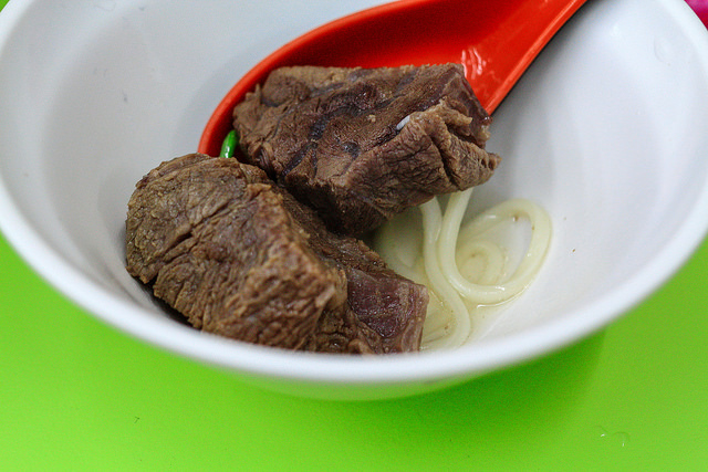 IMG_2437 【中肯‧食記】圓山‧阿牛牛肉麵(2013清燉組冠軍)
