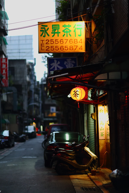OG1A3077 【中肯‧遊記】大稻埕人文札記.85mm F/1.2L II