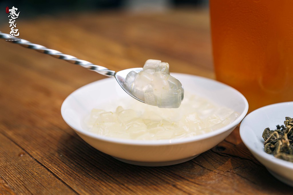 【中肯‧食記】COMEBUYTEA 台北誠品生活松菸店‧捷運市政府站｜獨家混搖茶‧精選原葉茶‧堅持現磨現萃調茶師現場手搖！