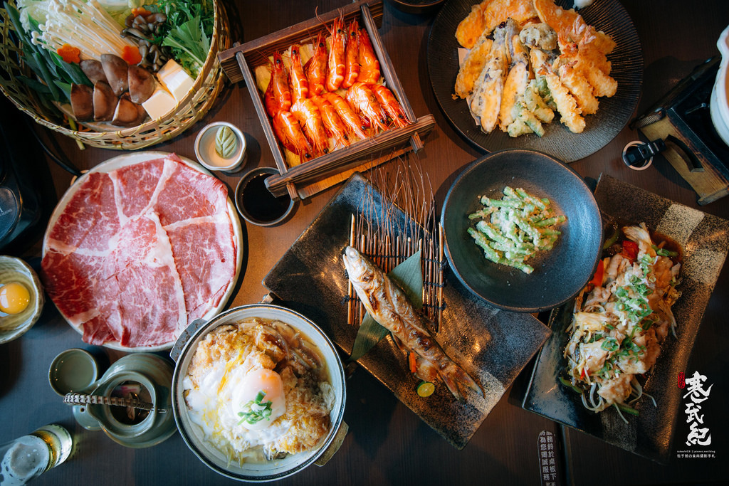 【中肯‧食記】藍屋日本料理‧中壢大江店（已歇業）｜藍屋大江店全新多人歡聚套餐‧兼具美味與CP值の日本料理！｜ @包子爸の食尚攝影手札