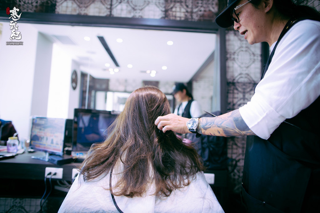 【中肯‧實拍】FIN Fashion Hair 美髮沙龍‧捷運中山站｜中山區推薦美髮沙龍FIN‧老經驗造型大師Andy‧時尚美髮就來FIN！
