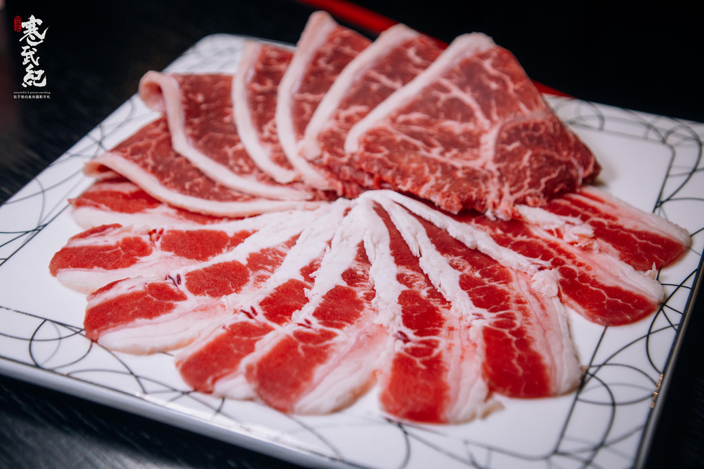 【中肯‧食記】皇上吉饗 極品唐風燒肉（已歇業）‧捷運忠孝敦化站｜糖朝集團攜手皇上吉饗‧打造東區最炫夜店風燒肉吃到飽！