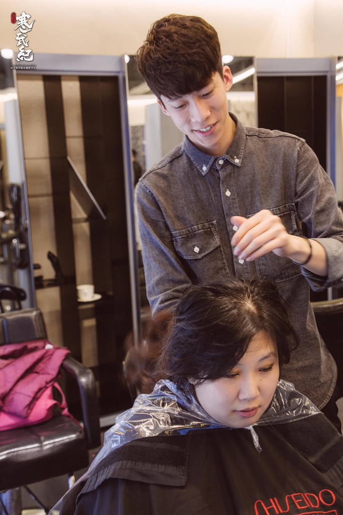 台北中山美髮 煒翔 Hair stylist｜細膩貼心服務‧帥氣專業の魔髮達人！ @包子爸の食尚攝影手札