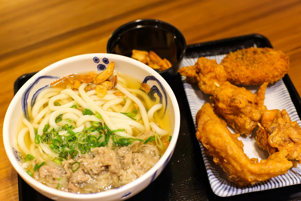 【中肯‧食記】微風松高‧稻禾烏龍麵 @包子爸の食尚攝影手札