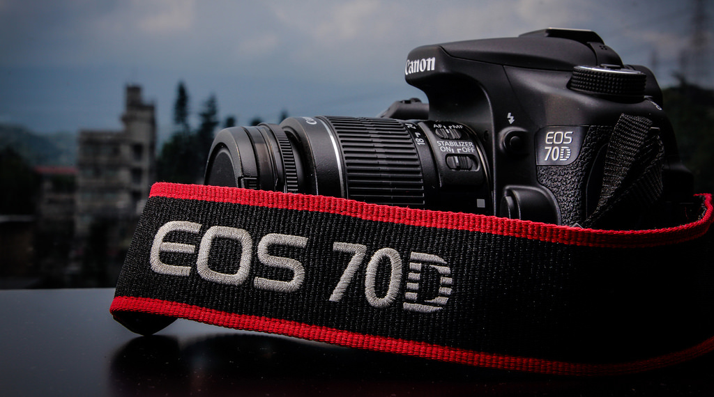 【中肯‧開箱】Canon EOS 70D‧七武器傍身の要你命三千！ @包子爸の食尚攝影手札