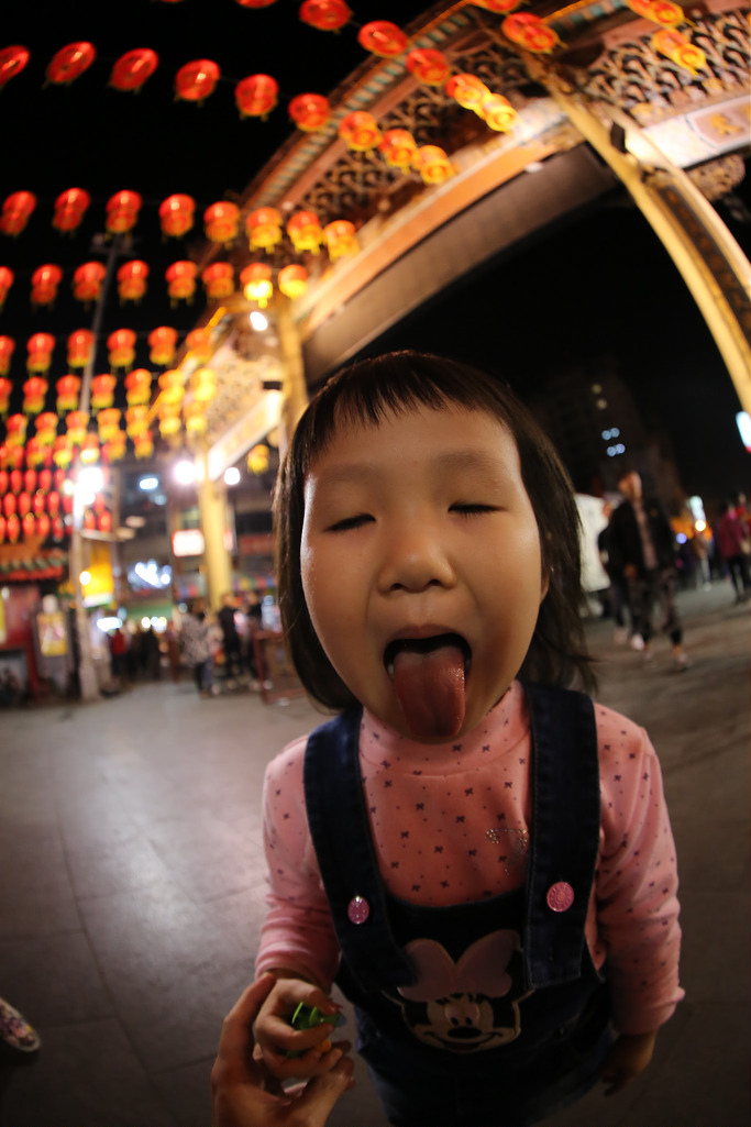 【中肯‧開箱】年年有「魚」‧EF 8-15mm F4 L Fisheye USM