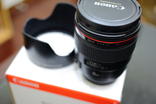【中肯‧開箱】Canon EF 35mm f/1.4L USM‧歷久不衰的夢幻銘鏡