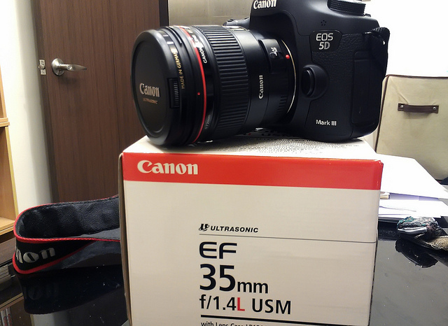 【中肯‧開箱】Canon EF 35mm f/1.4L USM‧歷久不衰的夢幻銘鏡